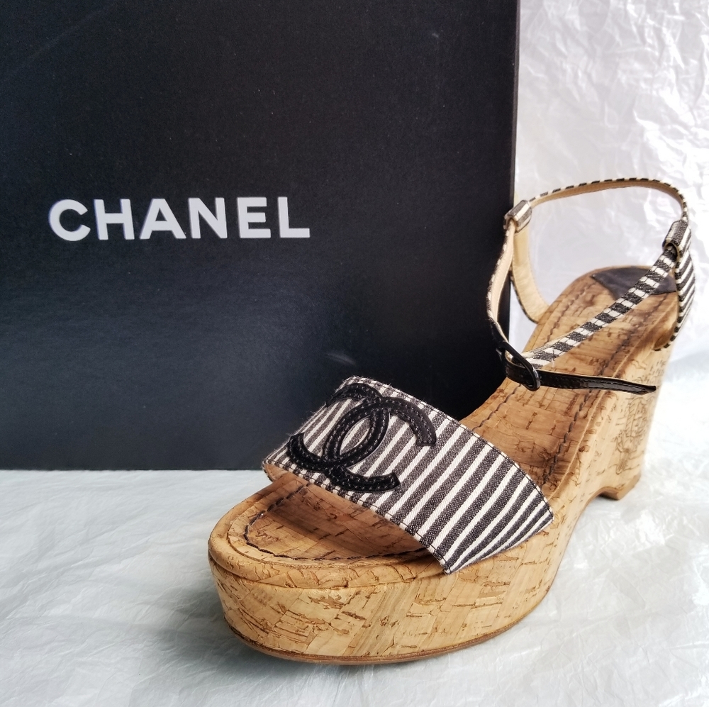 CHANEL Size 9-9.5